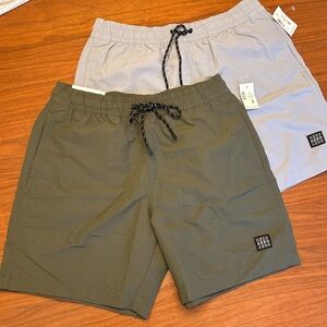 Aeropostale Kickback Shorts 6.5” (2) pairs new with tags